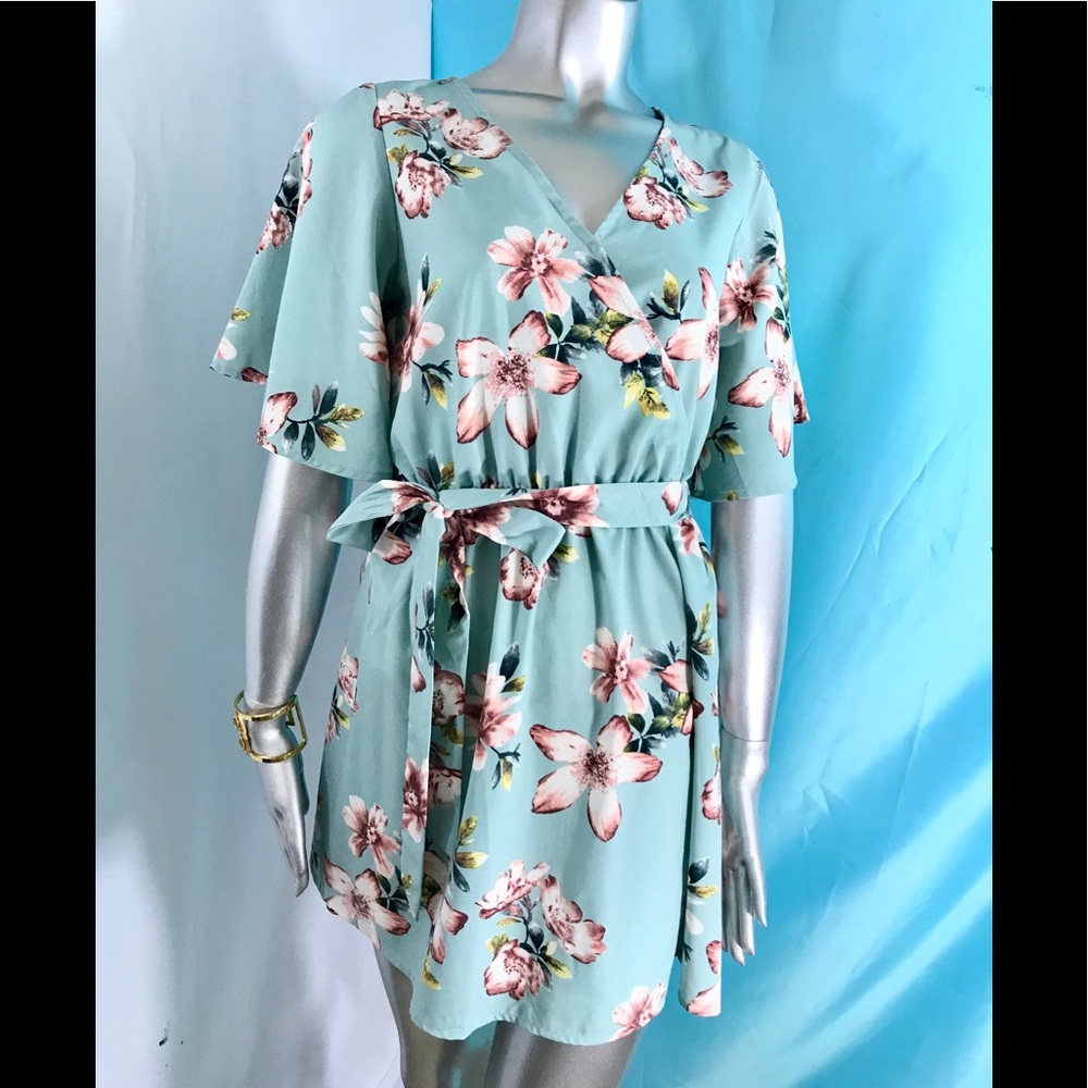 Spring Floral Baby Blue Dress, Small. Summer dress